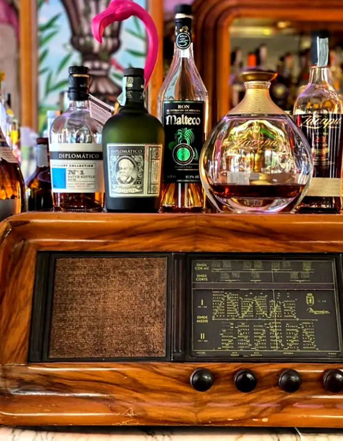 Dettagli Lounge Bar